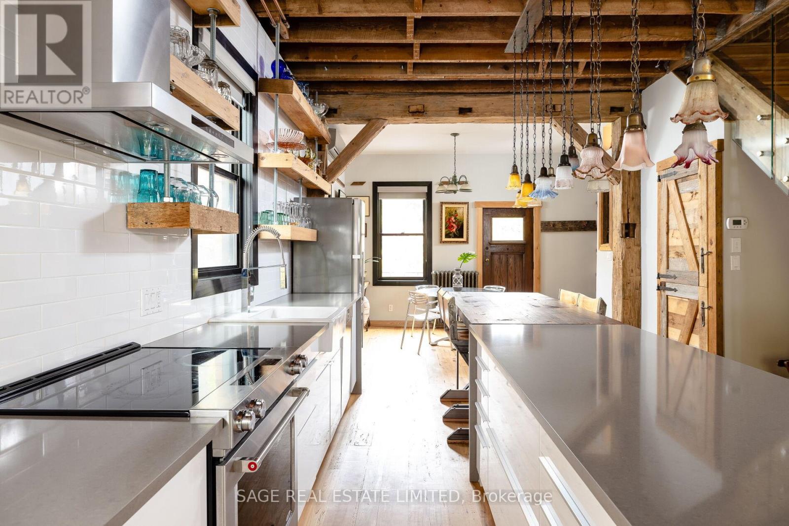 Main/upper - 927 Bathurst Street, Toronto, Ontario  M5R 3G4 - Photo 11 - C12552902