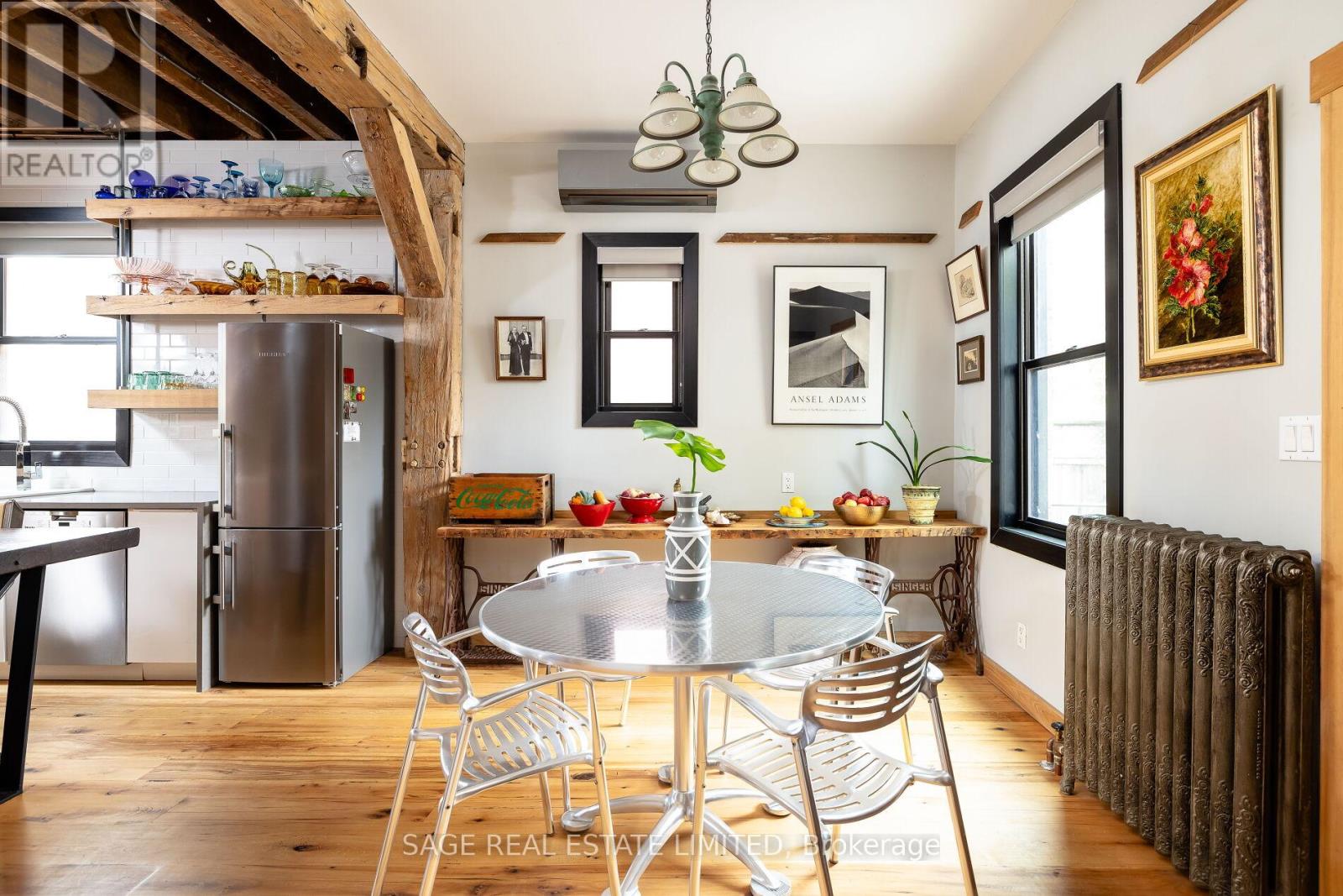 Main/upper - 927 Bathurst Street, Toronto, Ontario  M5R 3G4 - Photo 14 - C12552902