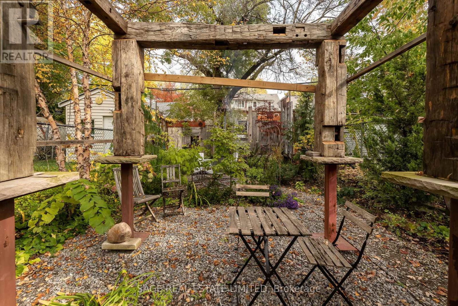 Main/upper - 927 Bathurst Street, Toronto, Ontario  M5R 3G4 - Photo 23 - C12552902