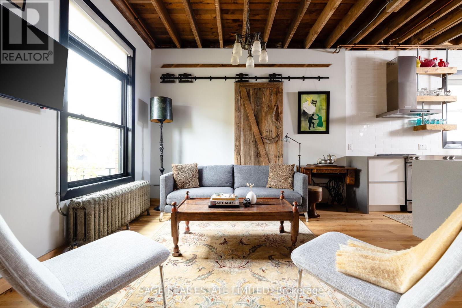 Main/upper - 927 Bathurst Street, Toronto, Ontario  M5R 3G4 - Photo 3 - C12552902