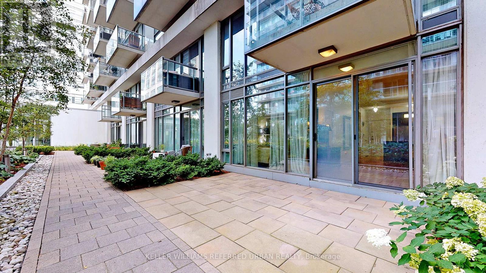 101 - 90 Stadium Road, Toronto, Ontario  M5V 3W5 - Photo 17 - C12552936