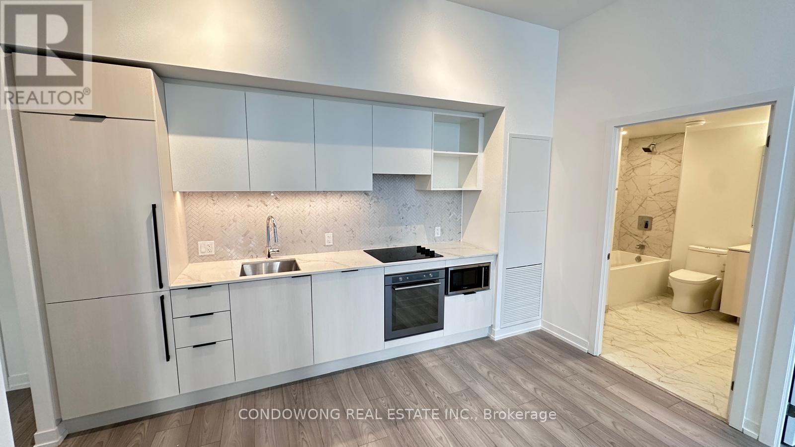 502 - 82 DALHOUSIE STREET, Toronto, Ontario