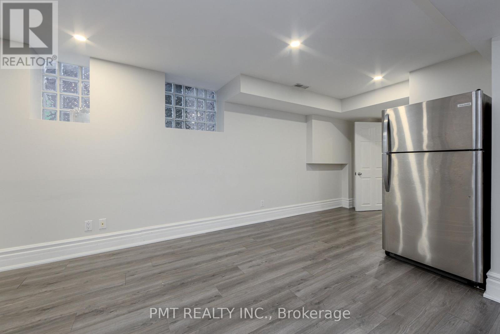 Lower - 1273 Pape Avenue, Toronto, Ontario  M4K 3W9 - Photo 13 - E12552808