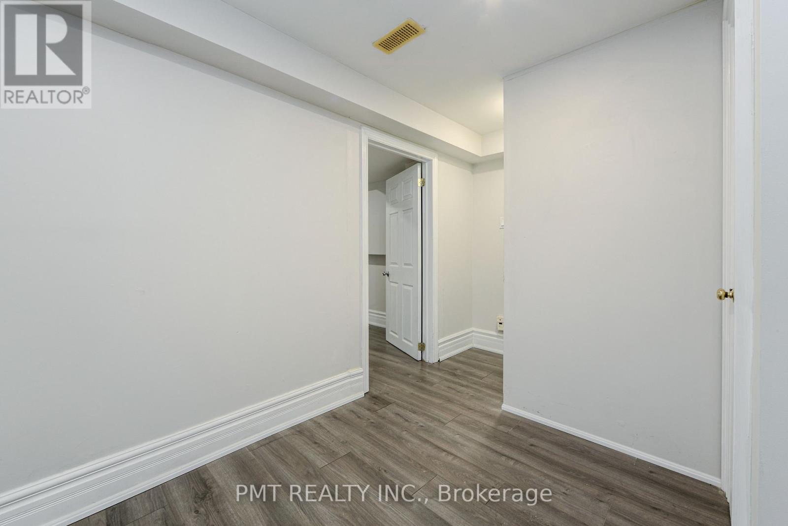 Lower - 1273 Pape Avenue, Toronto, Ontario  M4K 3W9 - Photo 21 - E12552808