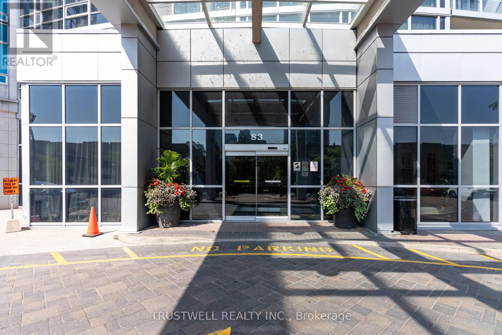 2007 - 83 Borough Drive, Toronto, Ontario  M1P 5E4 - Photo 2 - E12552856