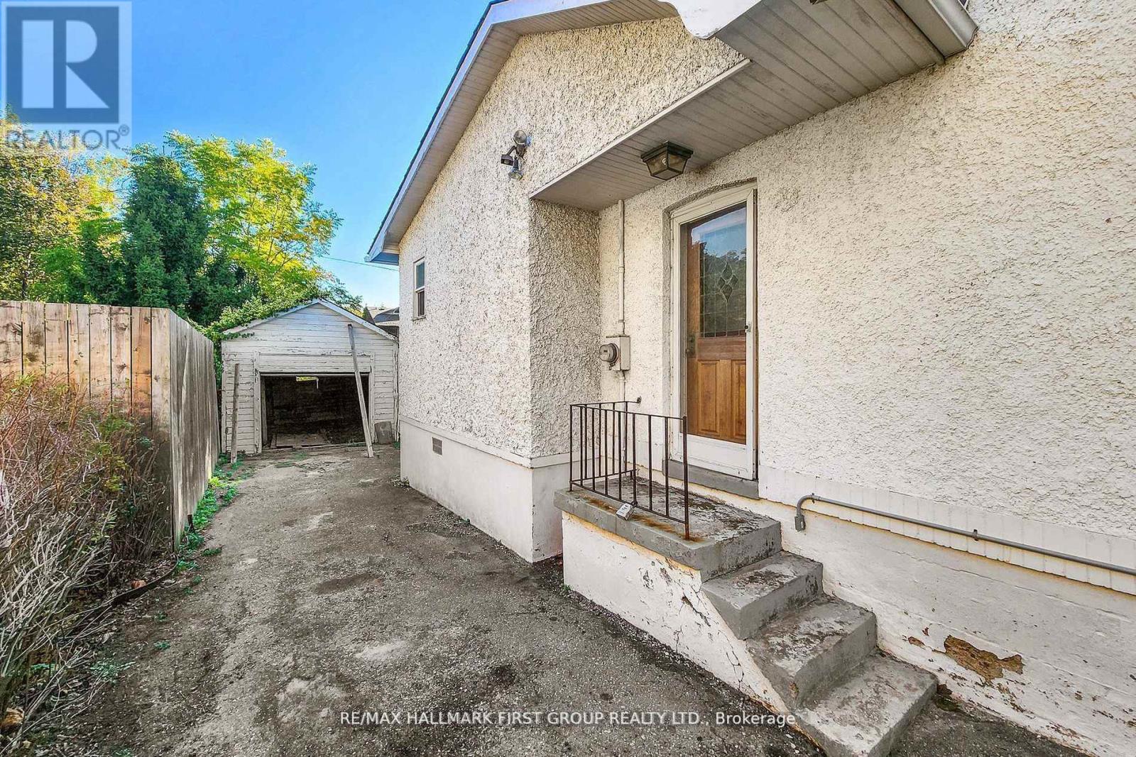 481 Simcoe Street N, Oshawa, Ontario  L1G 4T8 - Photo 35 - E12552884