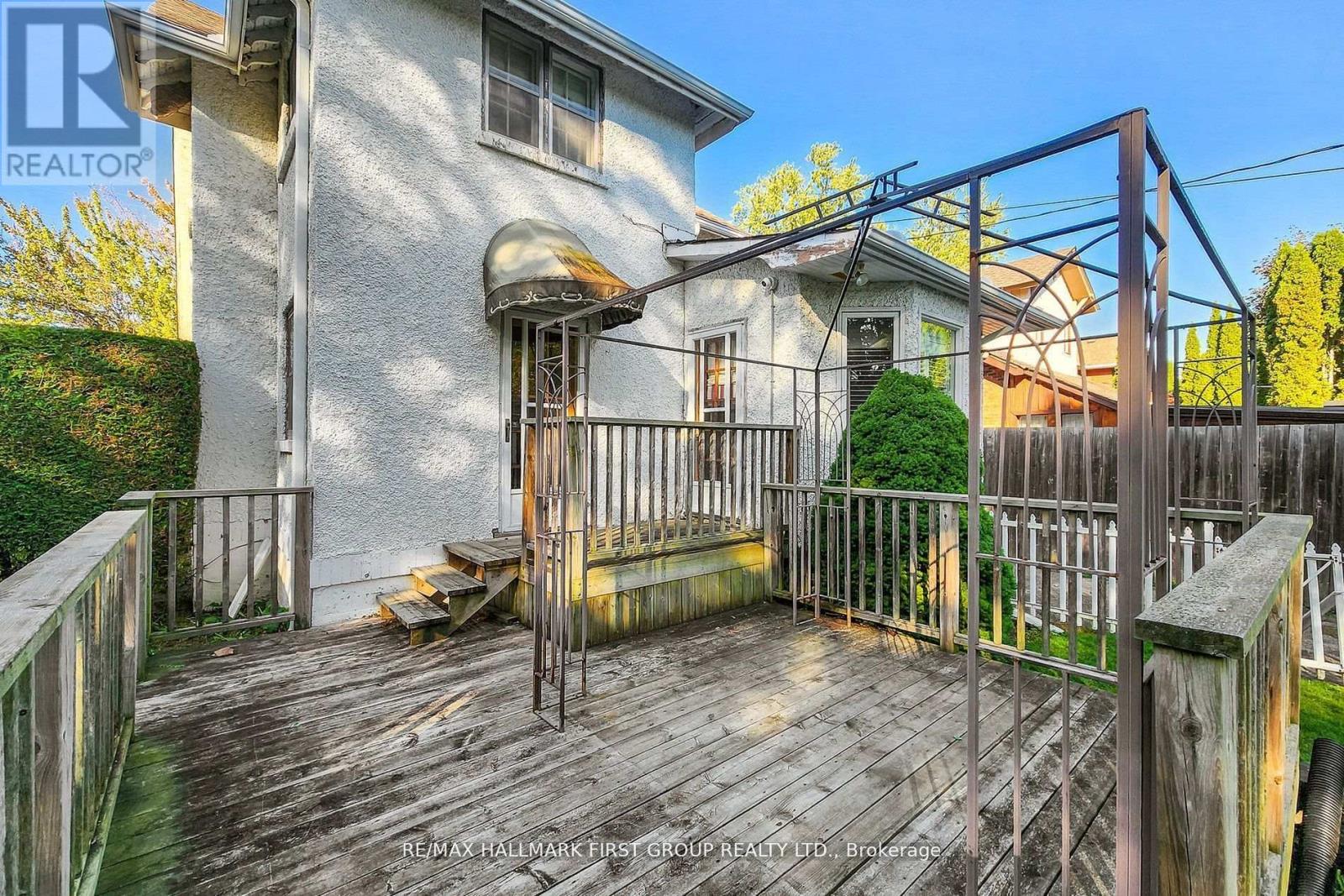 481 Simcoe Street N, Oshawa, Ontario  L1G 4T8 - Photo 37 - E12552884