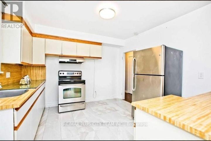 Main - 31 Romulus Drive, Toronto, Ontario  M1K 4C1 - Photo 10 - E12552942