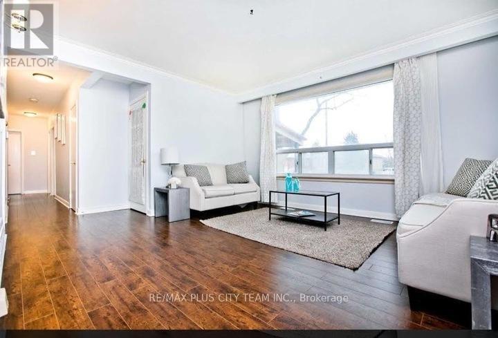 Main - 31 Romulus Drive, Toronto, Ontario  M1K 4C1 - Photo 5 - E12552942