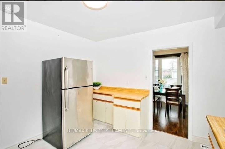 Main - 31 Romulus Drive, Toronto, Ontario  M1K 4C1 - Photo 9 - E12552942