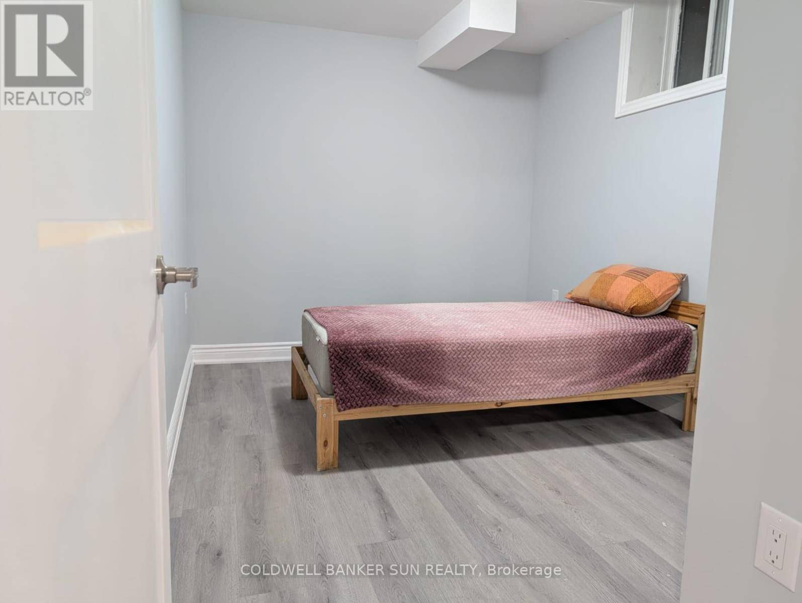 62 Swordfish Drive, Whitby, Ontario  L1P 1Y5 - Photo 8 - E12552950