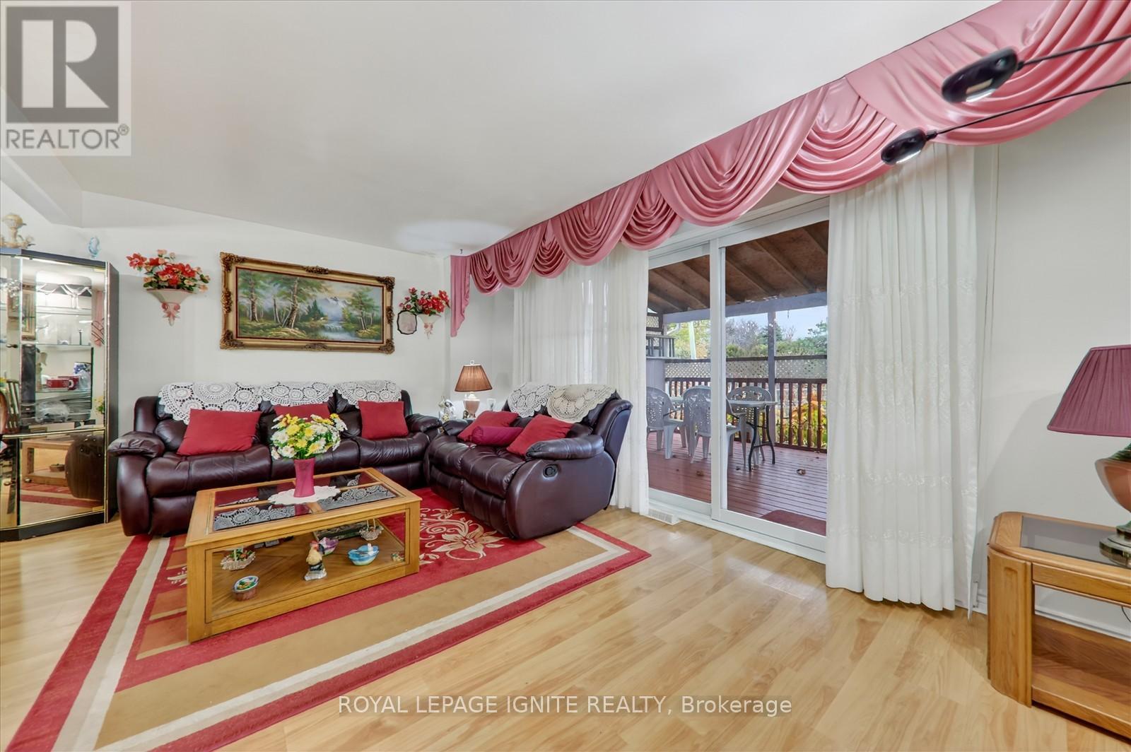 36 Goskin Court, Toronto, Ontario  M1B 1J3 - Photo 14 - E12552960