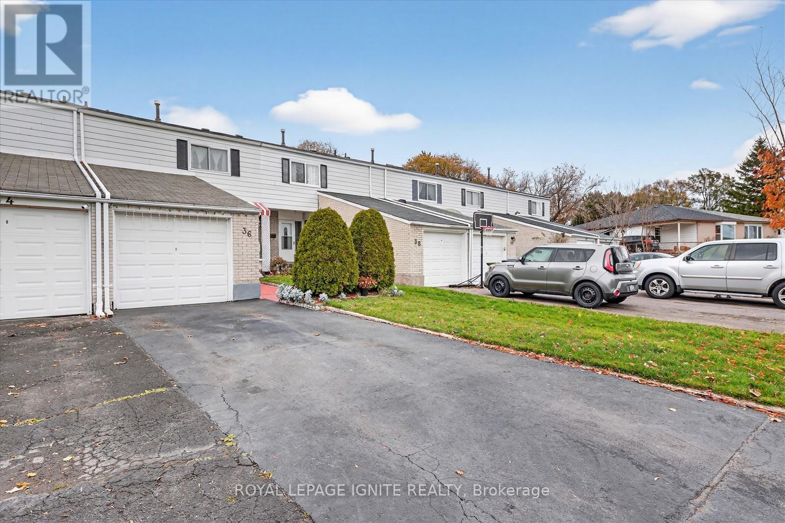 36 Goskin Court, Toronto, Ontario  M1B 1J3 - Photo 3 - E12552960