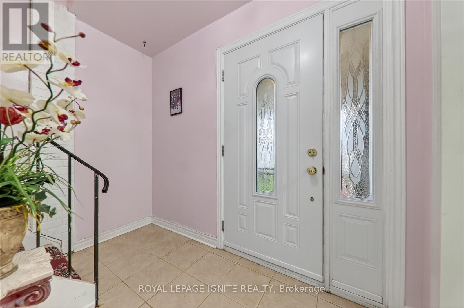 36 Goskin Court, Toronto, Ontario  M1B 1J3 - Photo 7 - E12552960