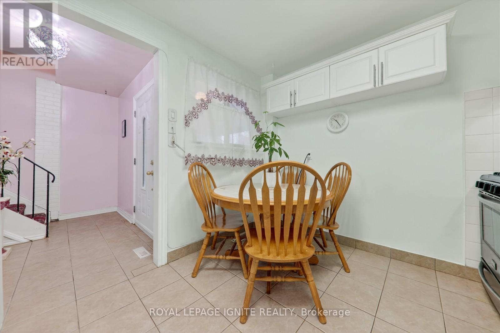 36 Goskin Court, Toronto, Ontario  M1B 1J3 - Photo 8 - E12552960