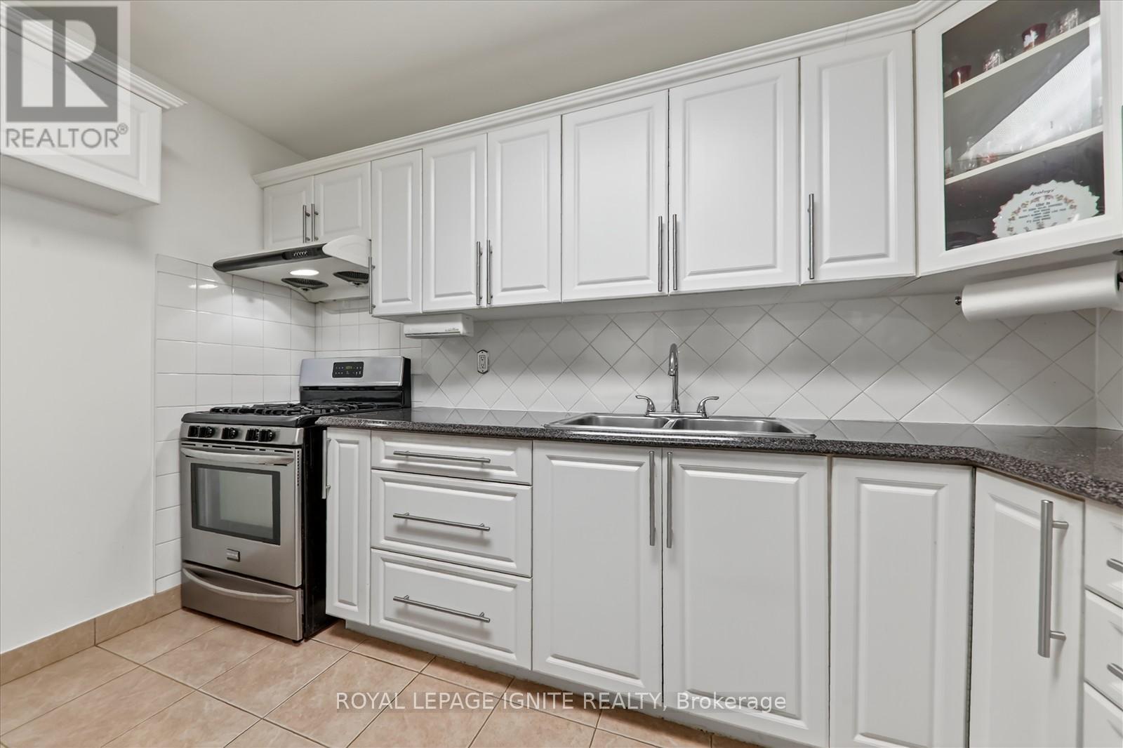 36 Goskin Court, Toronto, Ontario  M1B 1J3 - Photo 9 - E12552960