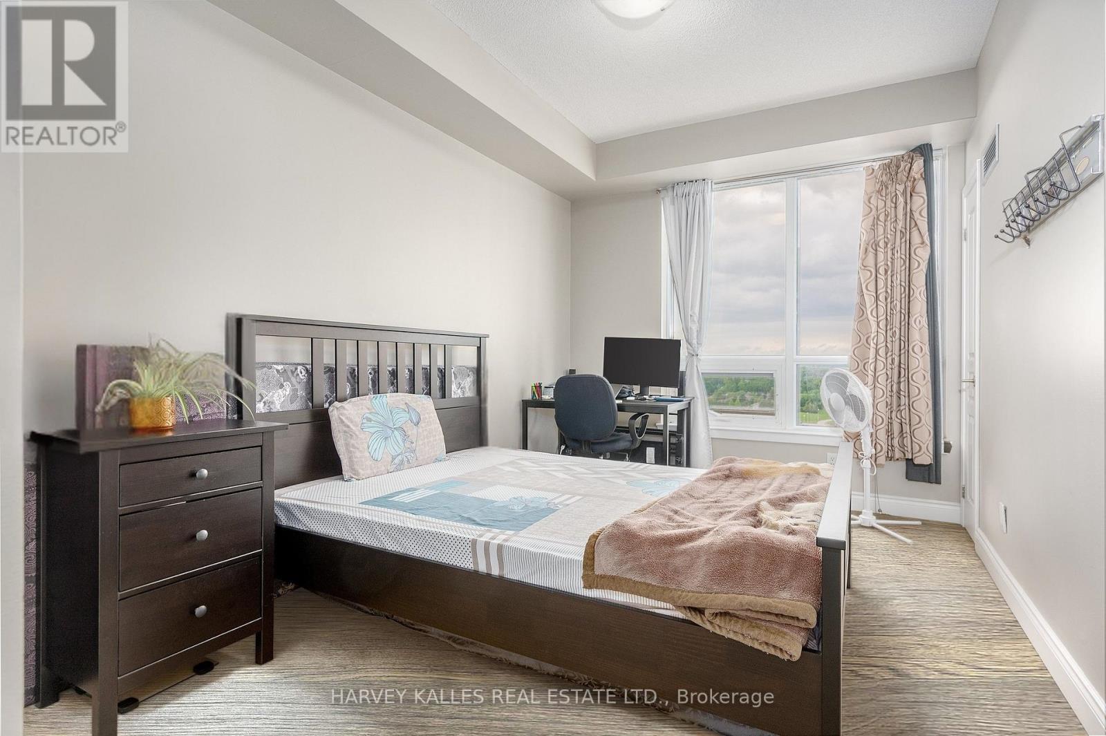 1906 - 7 North Park Road, Vaughan, Ontario  L4J 0C9 - Photo 9 - N12552792