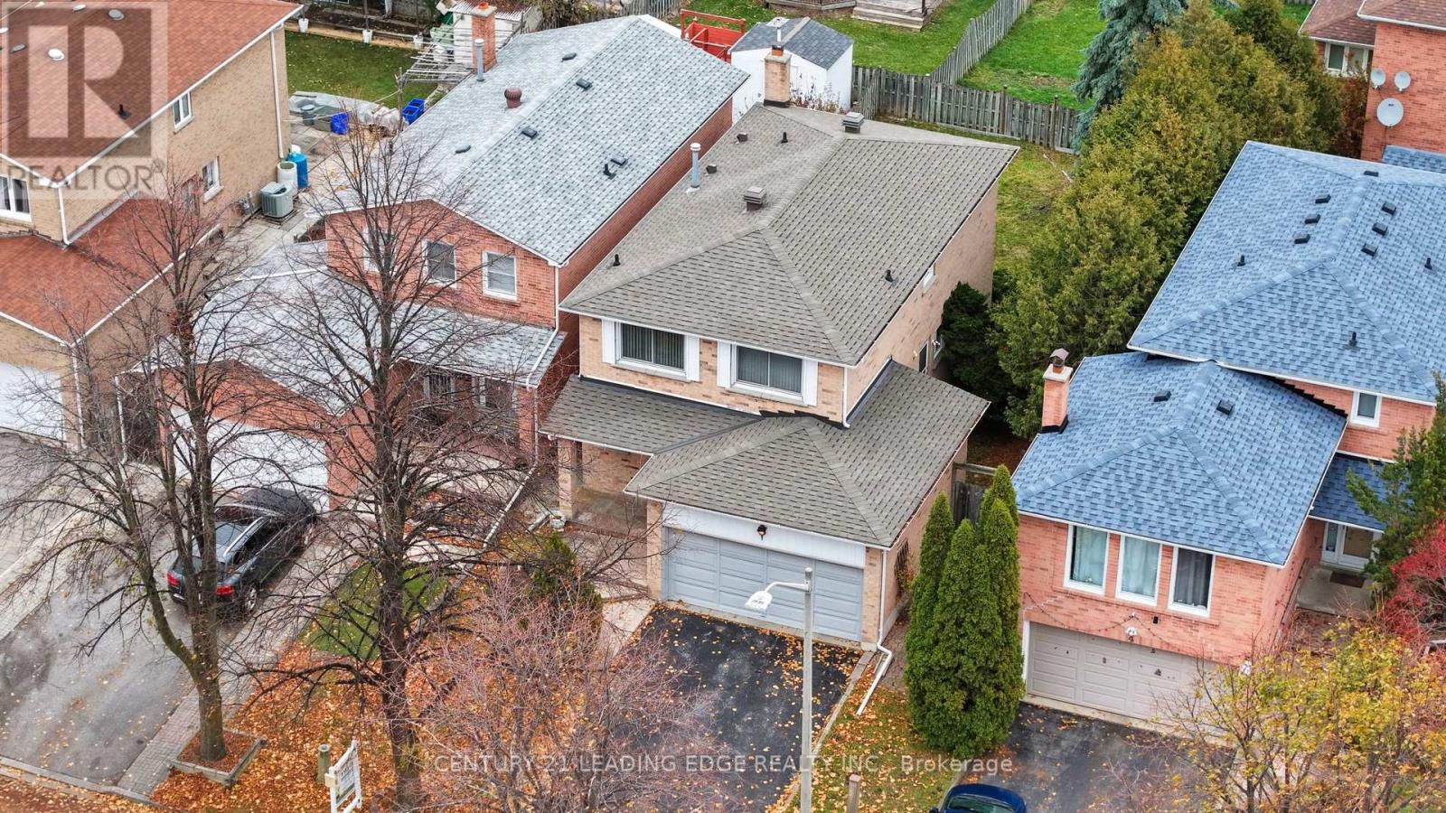 6 Adrian Crescent, Markham, Ontario  L3P 6Z7 - Photo 2 - N12552804