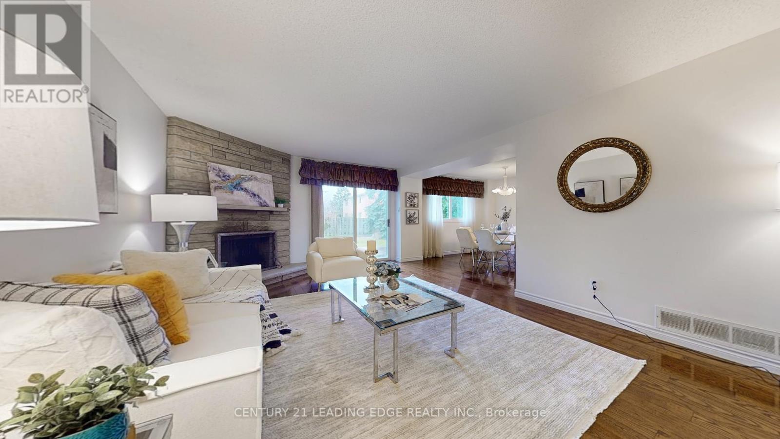 6 Adrian Crescent, Markham, Ontario  L3P 6Z7 - Photo 6 - N12552804