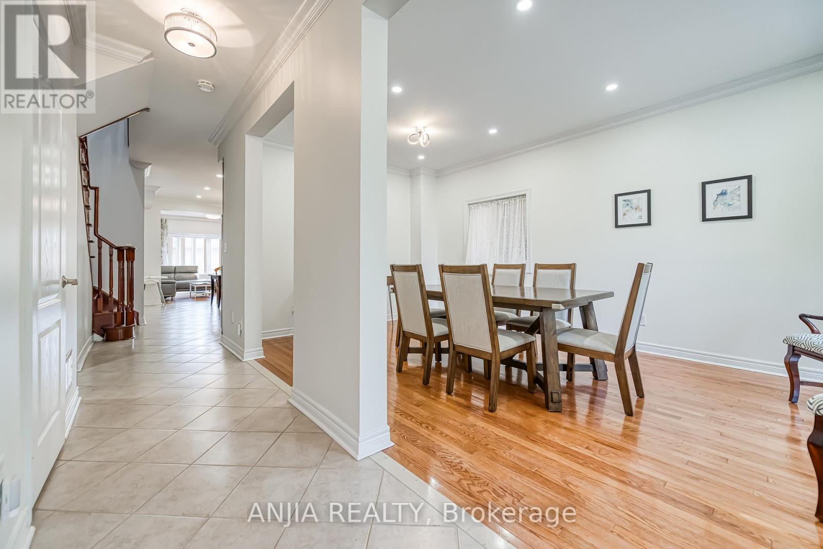 103 Shady Oaks Avenue, Markham, Ontario L6B 0P5 - Photo 2 - N12552868