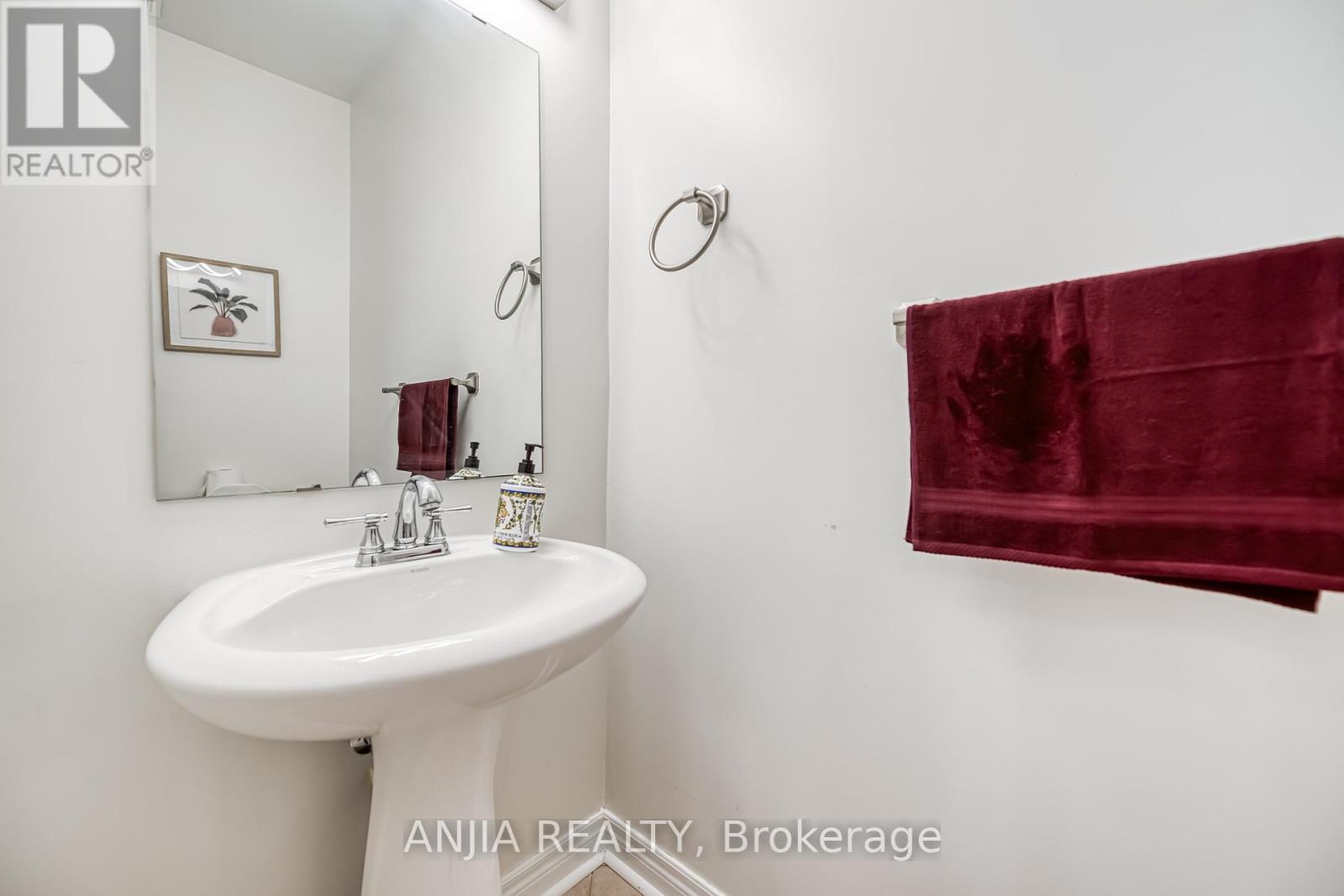 103 Shady Oaks Avenue, Markham, Ontario L6B 0P5 - Photo 9 - N12552868