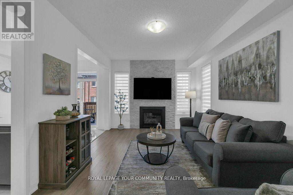 258 Harding Park Street, Newmarket, Ontario  L3Y 0E1 - Photo 12 - N12552954