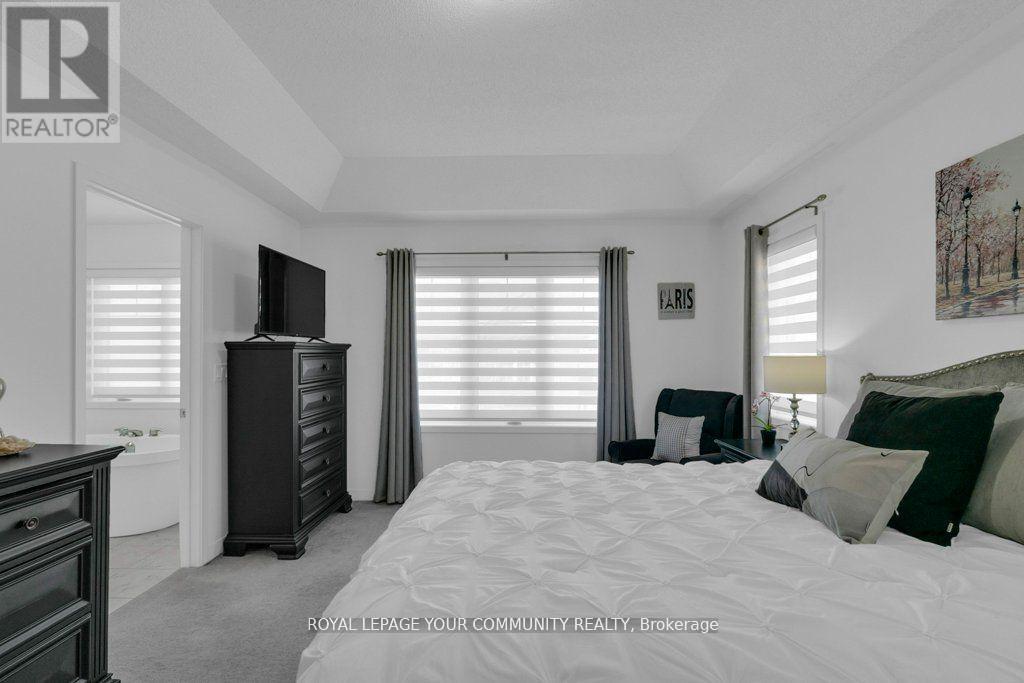 258 Harding Park Street, Newmarket, Ontario  L3Y 0E1 - Photo 27 - N12552954