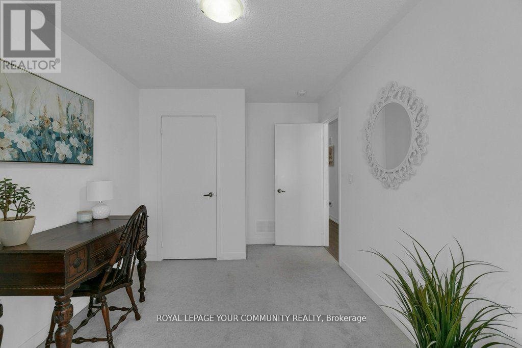 258 Harding Park Street, Newmarket, Ontario  L3Y 0E1 - Photo 33 - N12552954