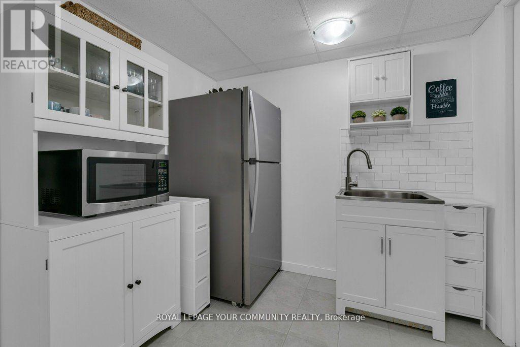 258 Harding Park Street, Newmarket, Ontario  L3Y 0E1 - Photo 40 - N12552954