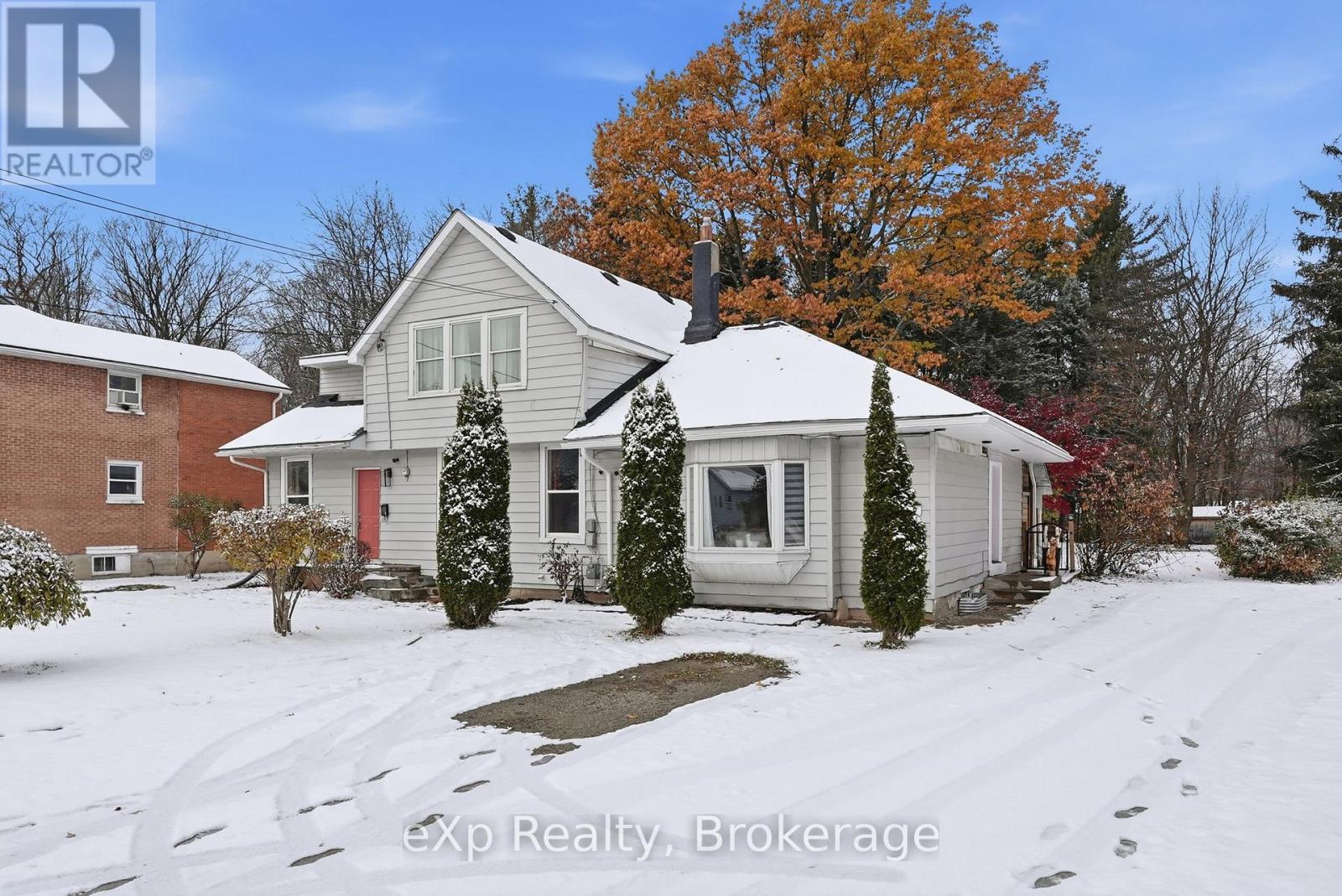 680 11th Street W, Owen Sound, Ontario  N4K 3T3 - Photo 2 - X12552990