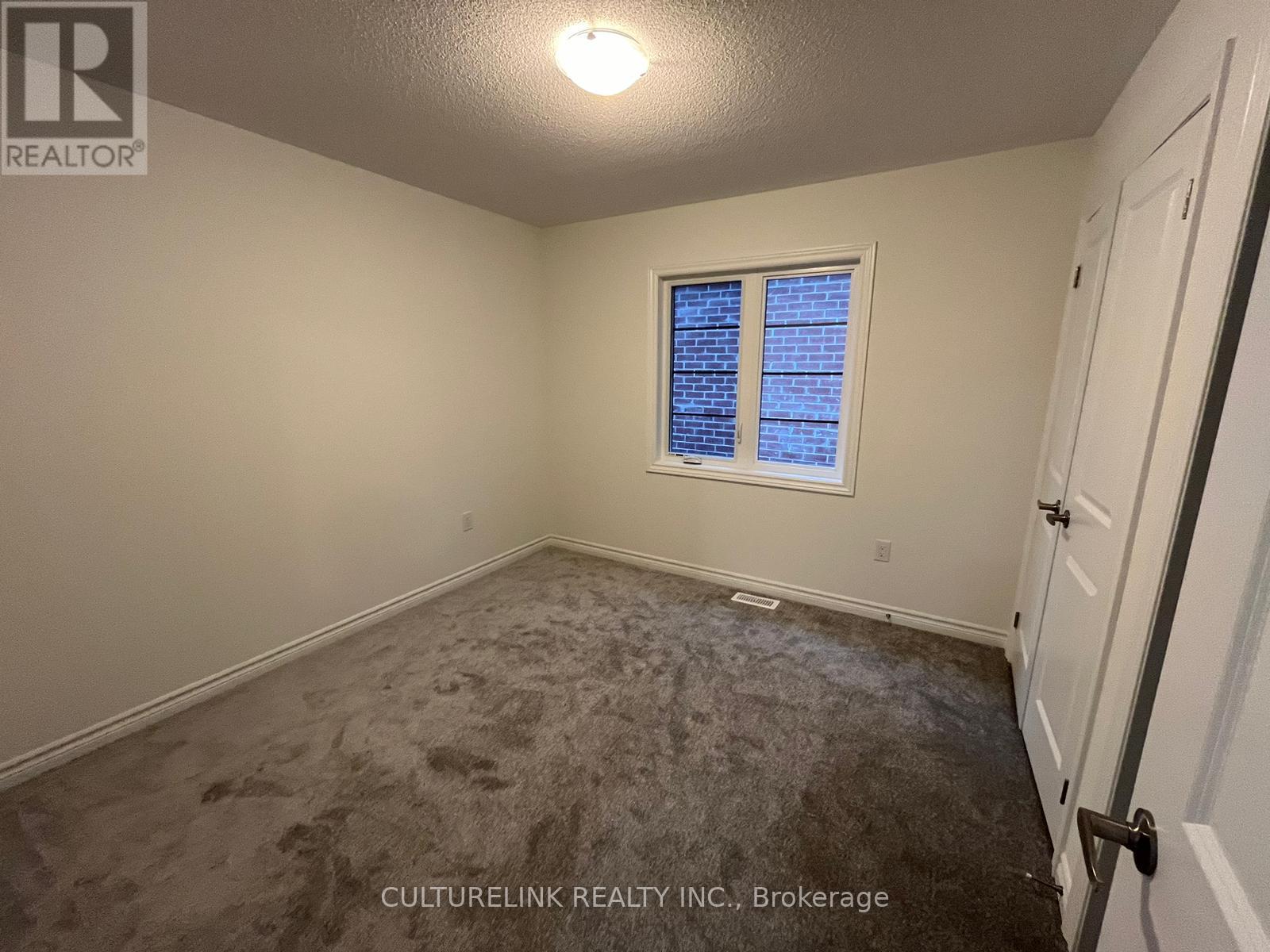 10 Sassafras Road, Springwater, Ontario  L9X 2C6 - Photo 15 - S12552768