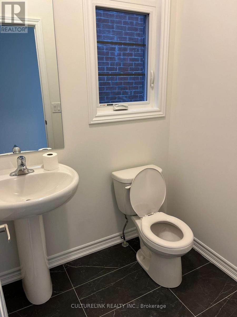 10 Sassafras Road, Springwater, Ontario  L9X 2C6 - Photo 19 - S12552768