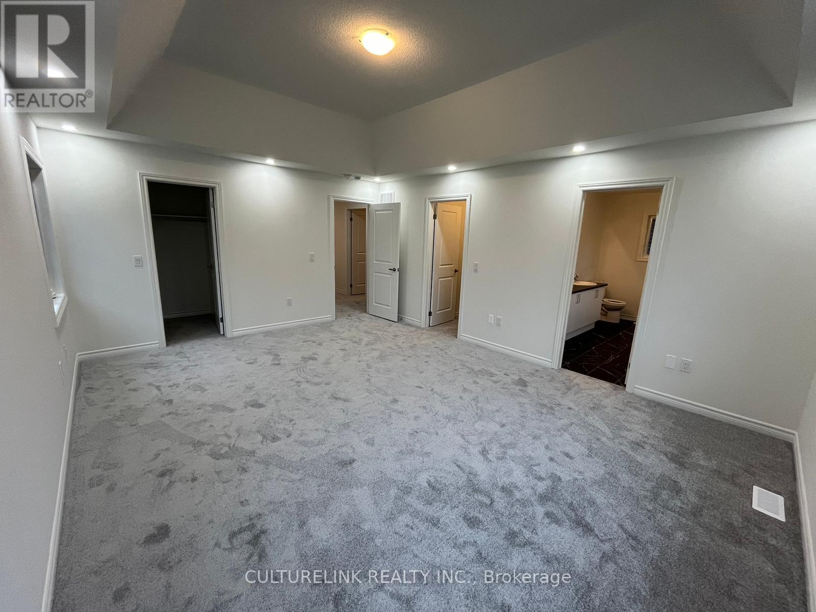 10 Sassafras Road, Springwater, Ontario  L9X 2C6 - Photo 9 - S12552768