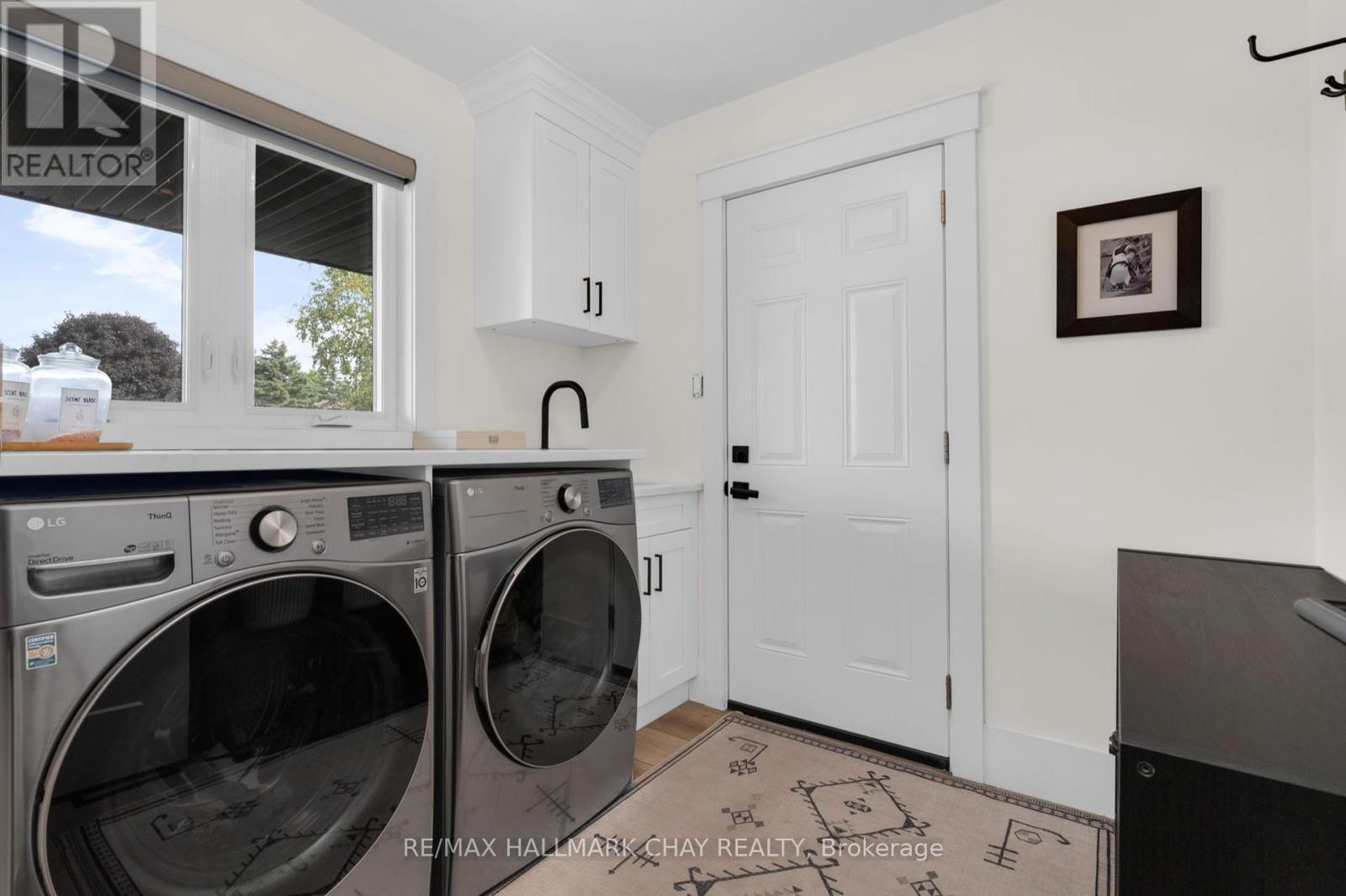 3 Heatherwood Drive, Springwater, Ontario  L9X 0N4 - Photo 15 - S12552934