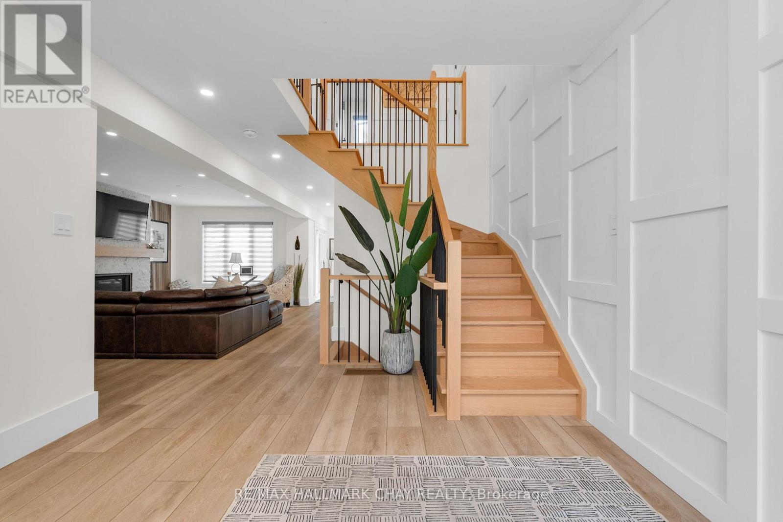 3 Heatherwood Drive, Springwater, Ontario  L9X 0N4 - Photo 17 - S12552934