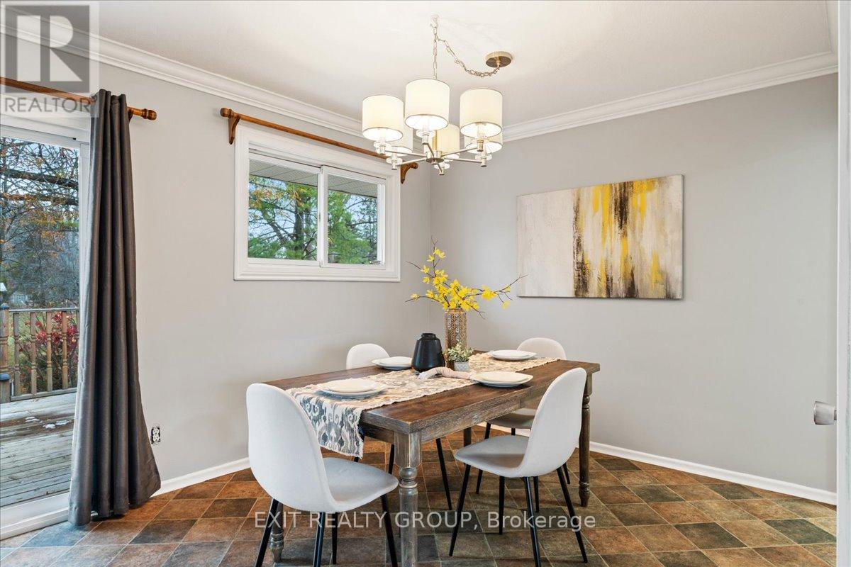 40 Hartsmere Road, Quinte West, Ontario K8V 5P4 - Photo 12 - X12553010