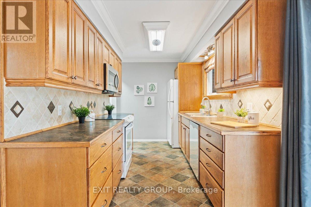 40 Hartsmere Road, Quinte West, Ontario K8V 5P4 - Photo 15 - X12553010