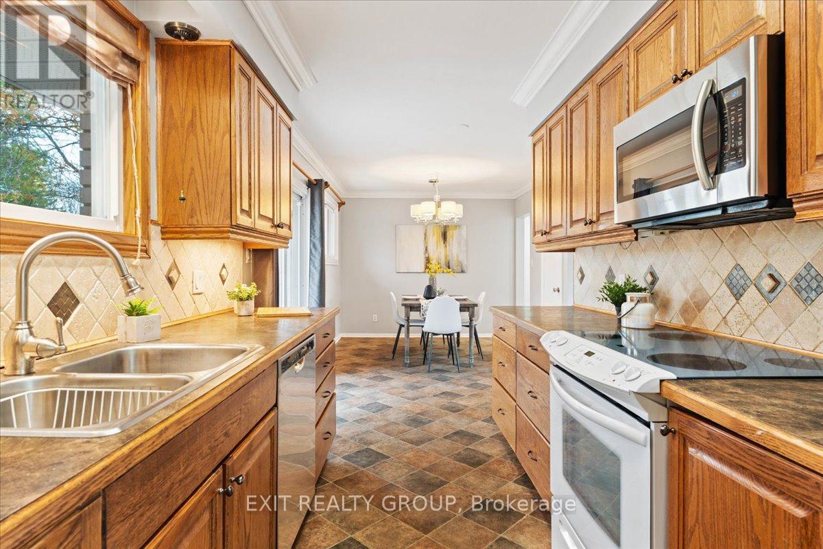 40 Hartsmere Road, Quinte West, Ontario K8V 5P4 - Photo 17 - X12553010