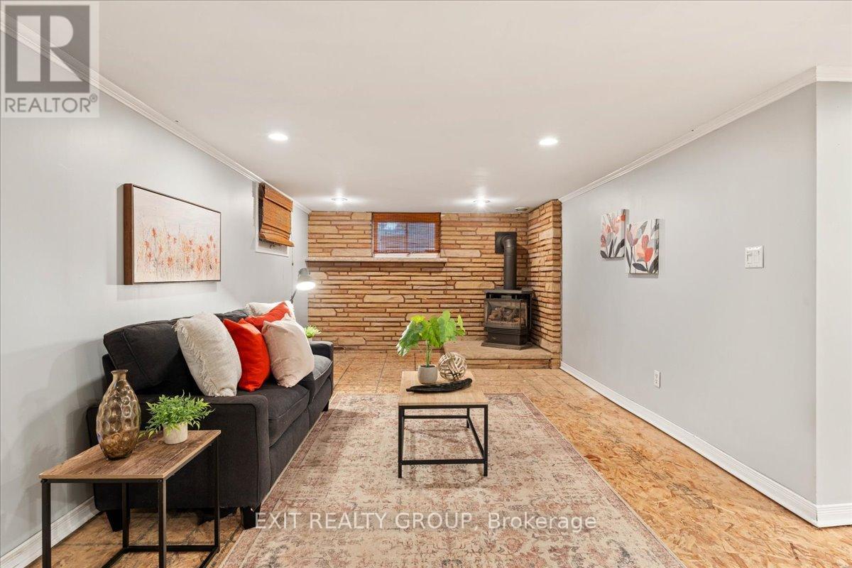 40 Hartsmere Road, Quinte West, Ontario K8V 5P4 - Photo 27 - X12553010