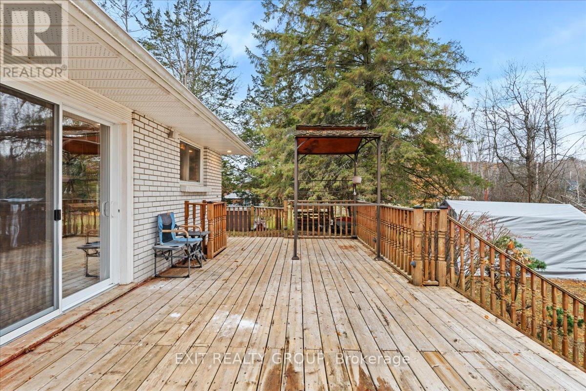 40 Hartsmere Road, Quinte West, Ontario K8V 5P4 - Photo 38 - X12553010