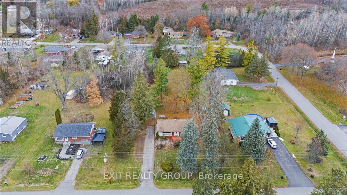 40 Hartsmere Road, Quinte West, Ontario K8V 5P4 - Photo 45 - X12553010
