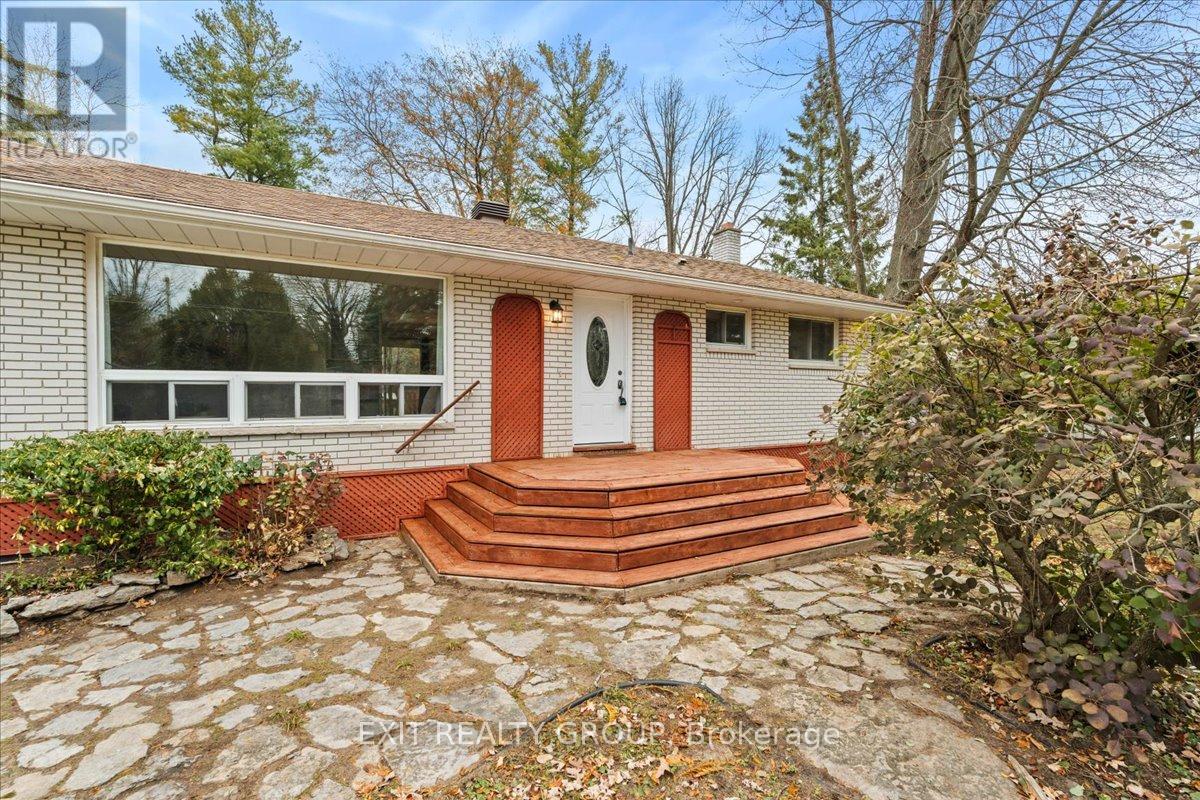 40 Hartsmere Road, Quinte West, Ontario K8V 5P4 - Photo 6 - X12553010