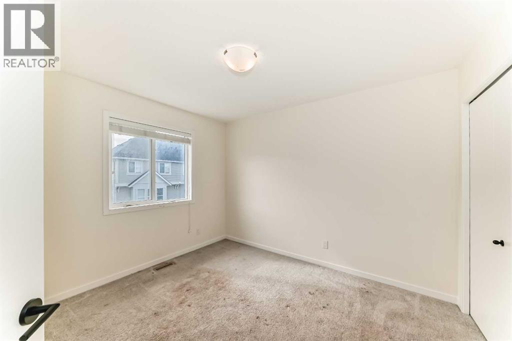 203 South Point Park Sw, Airdrie, Alberta  T4B 5G8 - Photo 29 - A2264535