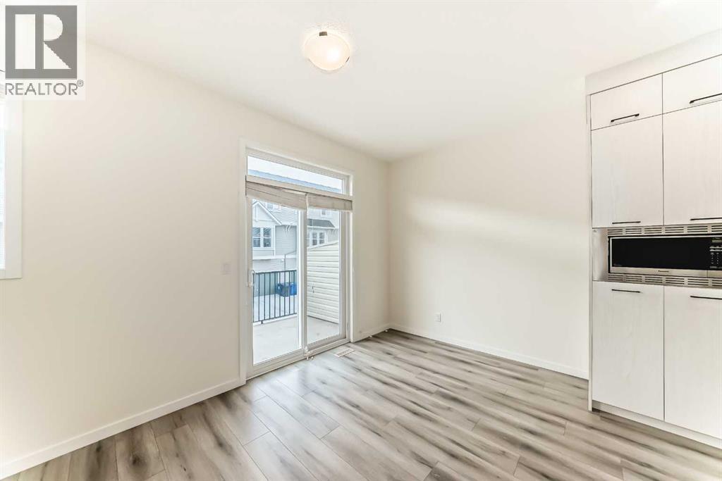 203 South Point Park Sw, Airdrie, Alberta  T4B 5G8 - Photo 17 - A2264535