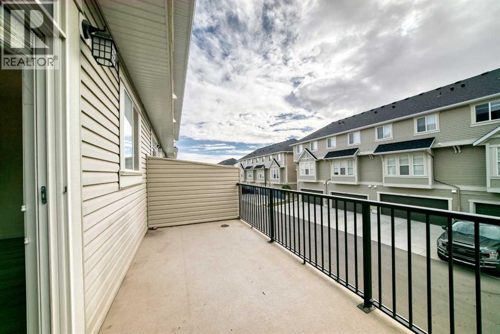 203 South Point Park Sw, Airdrie, Alberta  T4B 5G8 - Photo 18 - A2264535
