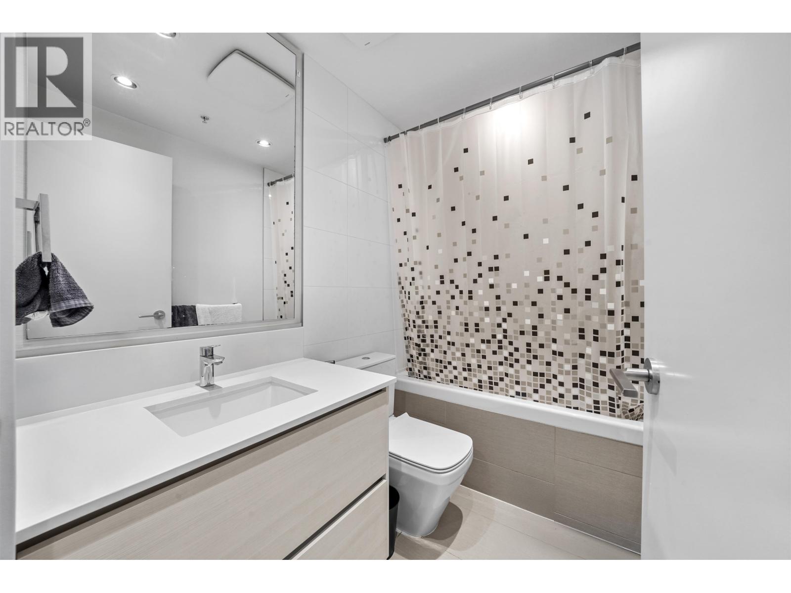 1501 6098 Station Street, Burnaby, British Columbia  V5H 0H4 - Photo 13 - R3054550