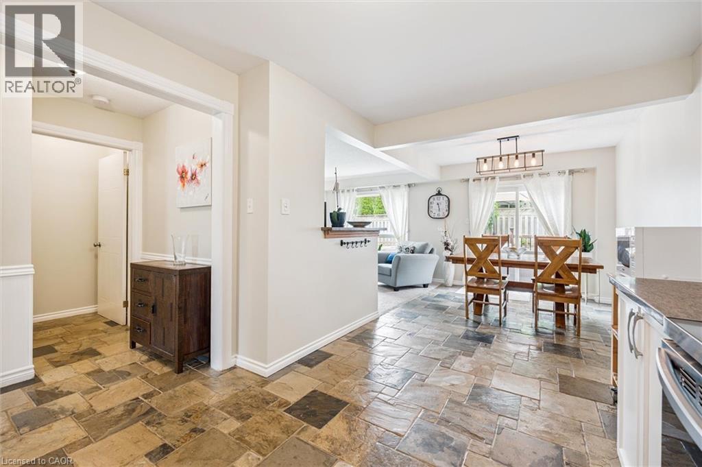 747 Fairway Court, Kitchener, Ontario  N2A 4B4 - Photo 11 - 40773868