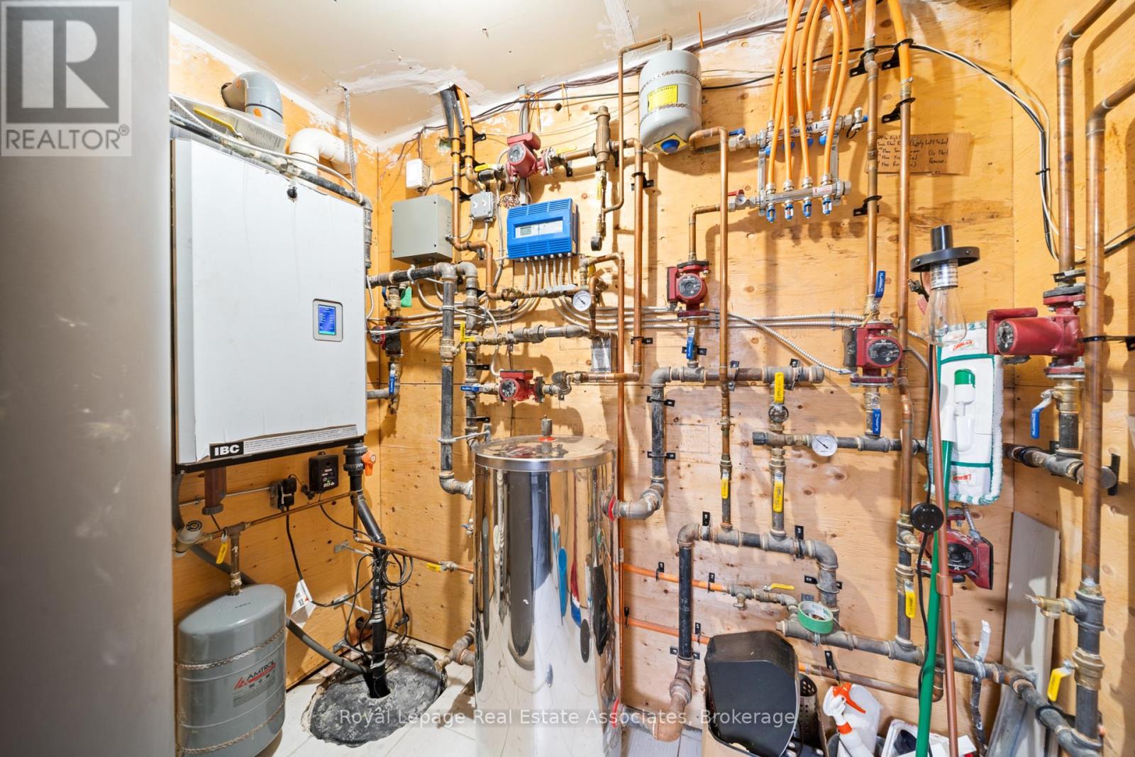 531 Runnymede Road, Toronto, Ontario  M6S 2Z8 - Photo 40 - W12552806