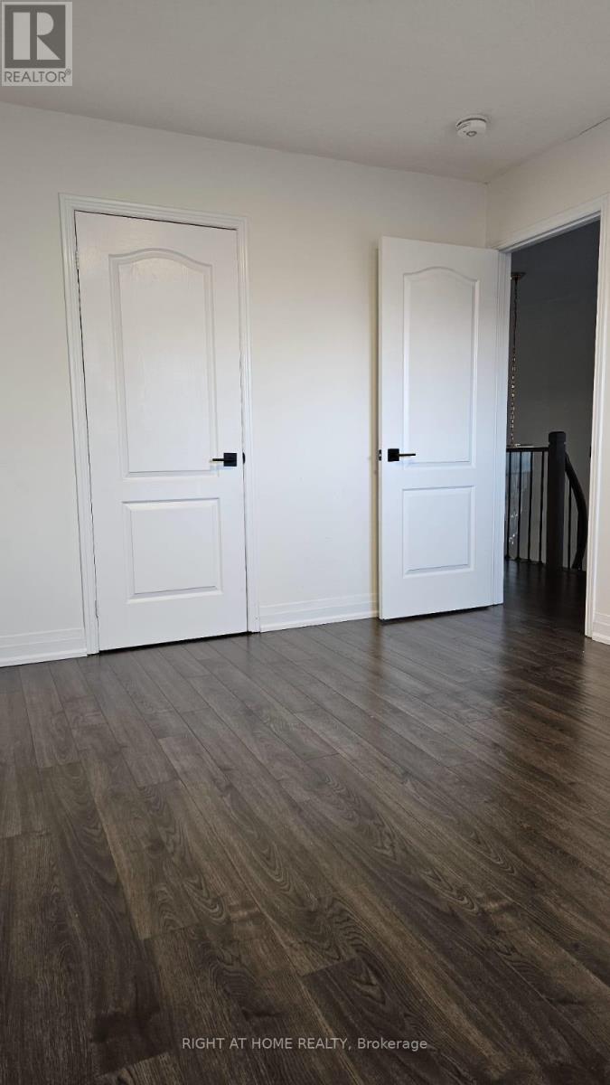 Upper Levels - 2330 Credit Valley Road, Mississauga, Ontario  L5M 4C9 - Photo 14 - W12552824