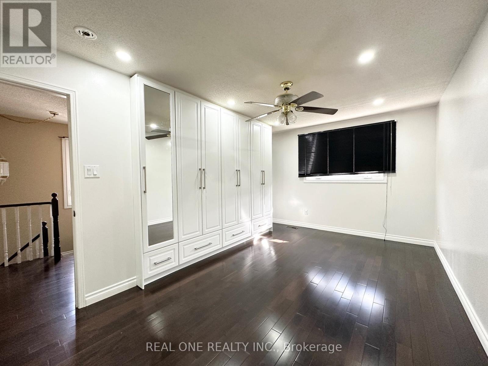 144 Clansman Trail, Mississauga, Ontario L4Z 3G8 - Photo 8 - W12552886